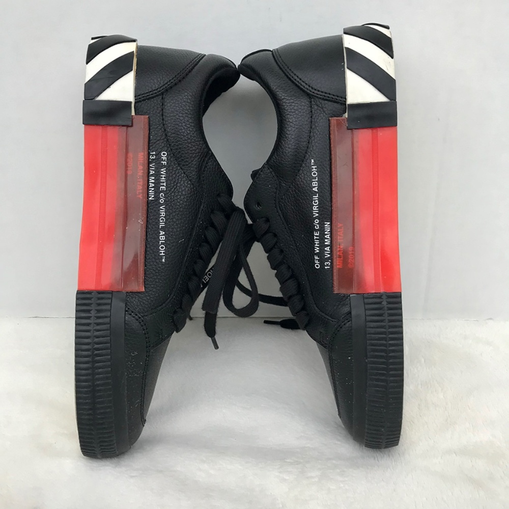 Virgil Abloh Off White “Do You Cheer” Black Low-top Sneakers - Like new!